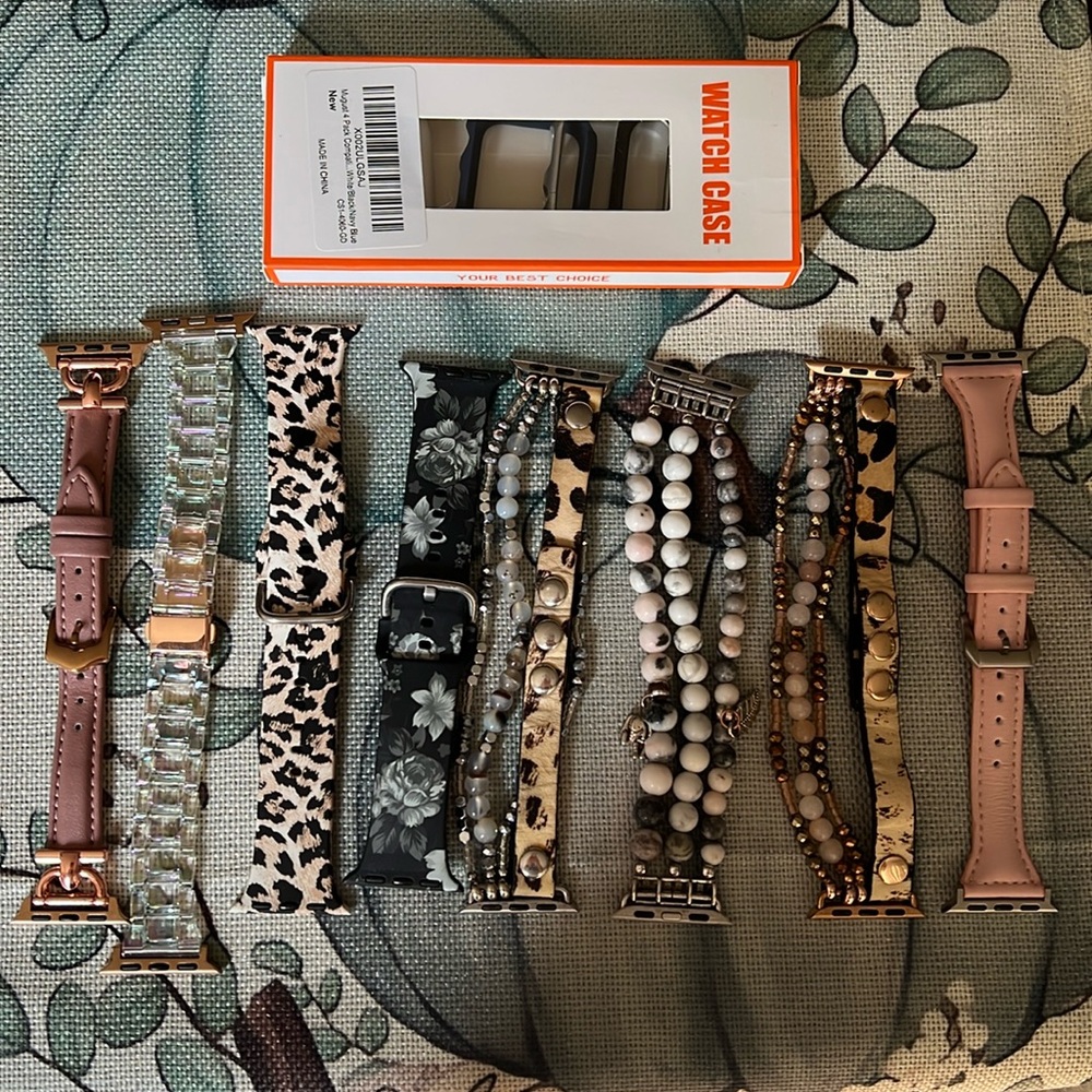 Apple Watch accessory bundle